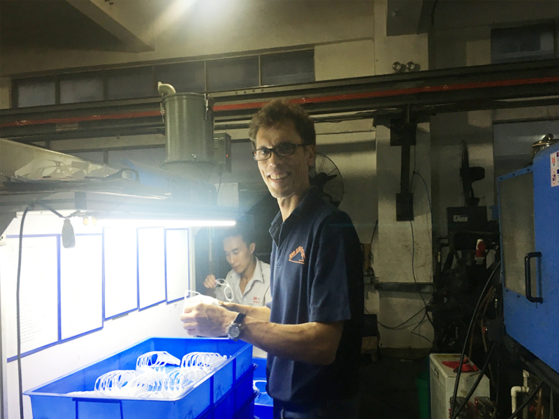  Eye Tracking Glasses Injection Mold Manufacturer