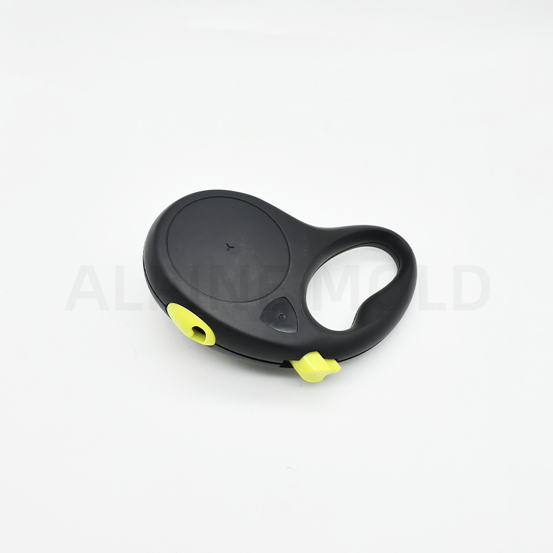 Glass Filled Nylon Injection Molding for Retractable Dog Leash Covers