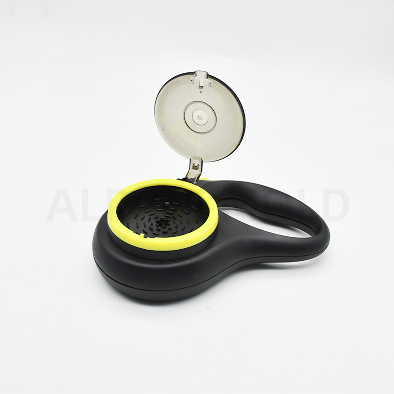 Glass Filled Nylon Injection Molding for Retractable Dog Leash Covers