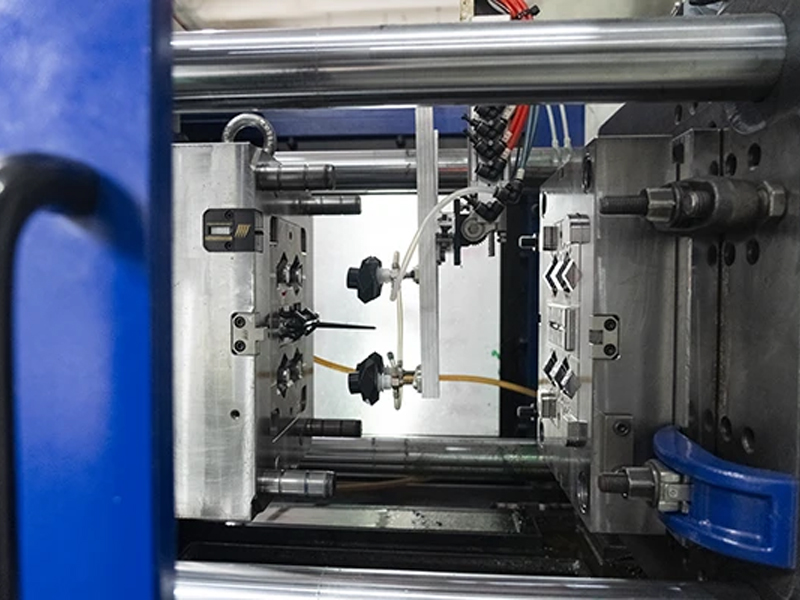 abs-injection-molding-process