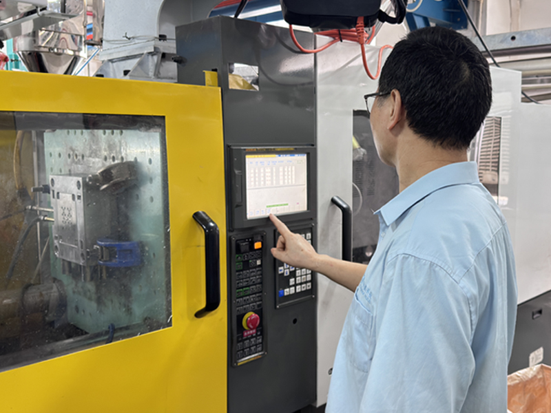 Optimizing Injection Molding Process Parameters