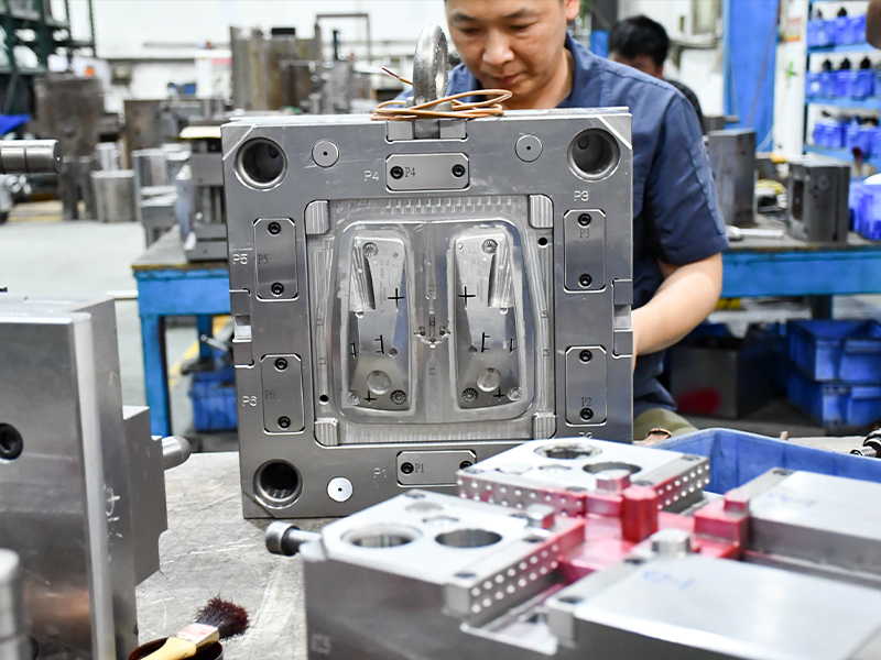 Auto Bezel mold