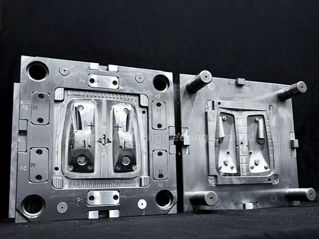 Automotive plastic mold.jpg