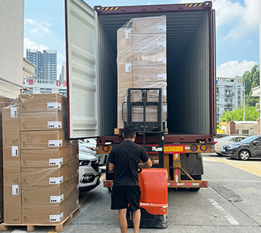 Livraison de pi&egrave;ces moul&eacute;es par injection